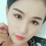 沈阳伴游怀中猫
