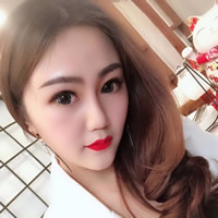大理伴游蝴蝶少女。