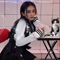 襄樊伴游屋顶的爱情