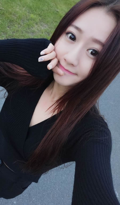 吉安伴游犯贱请绕道的照片,23岁,苗条身材