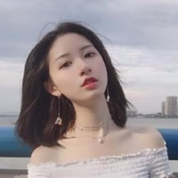 郑州伴游外灘上的背影