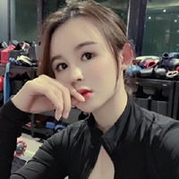 上海伴游少女的英雄梦
