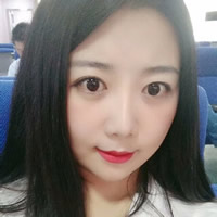 北京伴游酒窝上的奶油