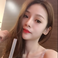 南昌伴游素手披薄衣